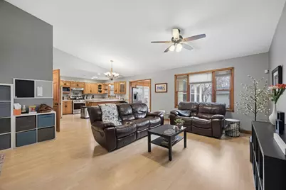 512 Aspen Court W, Rockville, MN 56369 - Photo 4