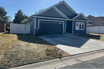 1118 Village Street SE, New Prague, MN 56071 - Photo 2