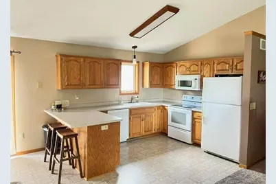 1315 Science Avenue NW, New Prague, MN 56071 - Photo 4