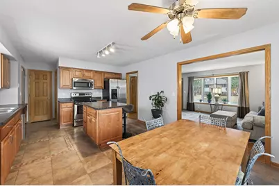 8806 18th Avenue S, Bloomington, MN 55425 - Photo 12