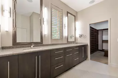 702 Valley Way, Hopkins, MN 55305 - Photo 14