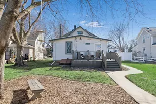 208 E 1st St, Waconia, MN 55387 - Photo 12