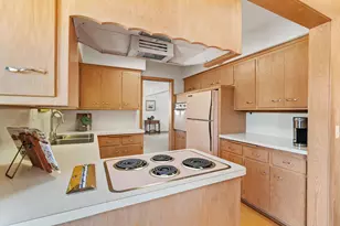 3317 Wendhurst Ave, Saint Anthony, MN 55418 - Photo 16