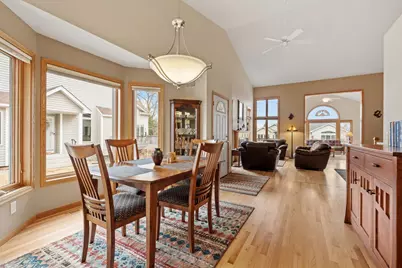 704 Crescent Curve, White Bear Township, MN 55127 - Photo 6