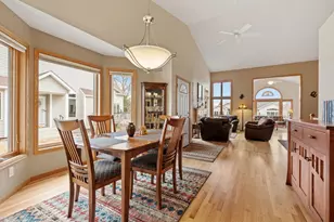 704 Crescent Curve, White Bear Lake, MN 55127 - Photo 6