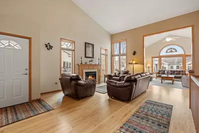 704 Crescent Curve, White Bear Township, MN 55127 - Photo 12