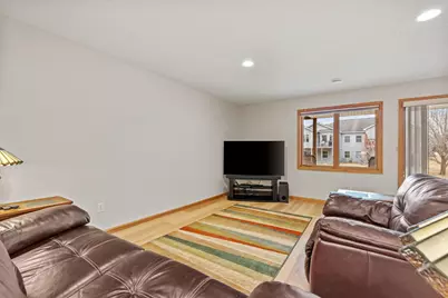 704 Crescent Curve, White Bear Township, MN 55127 - Photo 30