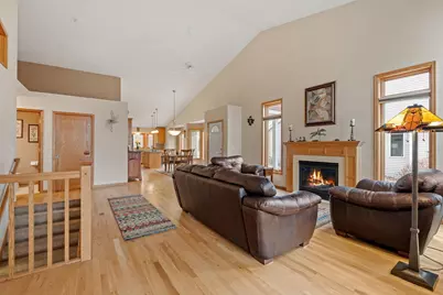 704 Crescent Curve, White Bear Township, MN 55127 - Photo 16