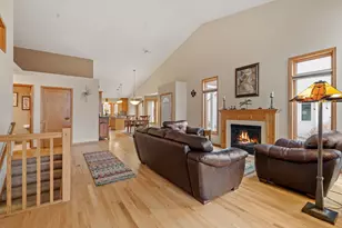 704 Crescent Curve, White Bear Lake, MN 55127 - Photo 16