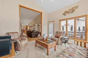 704 Crescent Curve, White Bear Lake, MN 55127 - Photo 20