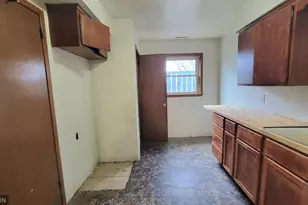 604 Oakdale Ave, Saint Paul, MN 55107 - Photo 22