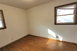 604 Oakdale Ave, Saint Paul, MN 55107 - Photo 10