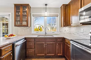 9736 Oxborough Rd, Bloomington, MN 55437 - Photo 18