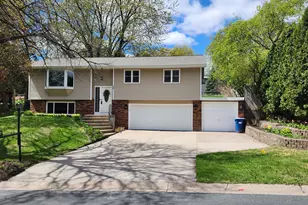 36 13th Ave SW, New Brighton, MN 55112 - Photo 30
