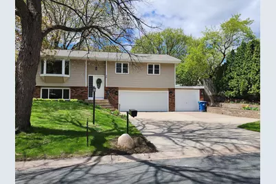 36 13th Avenue SW, New Brighton, MN 55112 - Photo 1