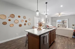 7387 Degrio Way, Inver Grove Heights, MN 55076 - Photo 20