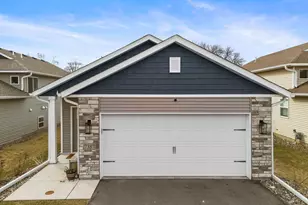 7387 Degrio Way, Inver Grove Heights, MN 55076 - Photo 6