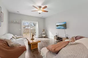 7387 Degrio Way, Inver Grove Heights, MN 55076 - Photo 14