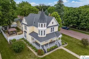 821 Armstrong Blvd N, Saint James, MN 56081 - Photo 1