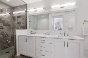 4901 Hawthorne Ct, Edina, MN 55436 - Photo 22