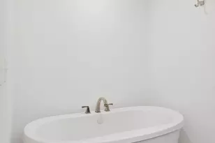 4901 Hawthorne Ct, Edina, MN 55436 - Photo 24