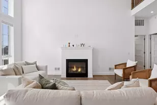 4901 Hawthorne Ct, Edina, MN 55436 - Photo 6