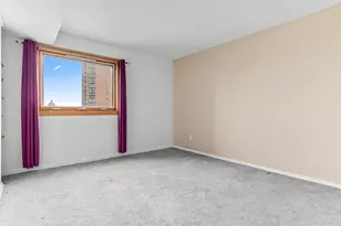 66 9th St E, Saint Paul, MN 55101 - Photo 14