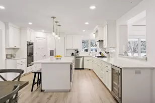 14 Woodland Rd, Edina, MN 55424 - Photo 16