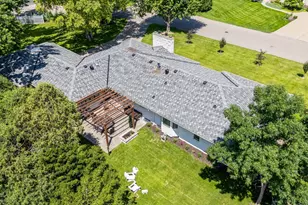 14 Woodland Rd, Edina, MN 55424 - Photo 66