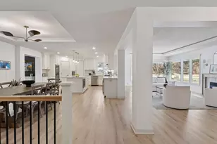 14 Woodland Rd, Edina, MN 55424 - Photo 10