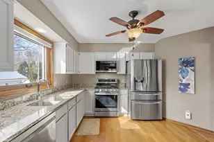 2190 German St, Maplewood, MN 55109 - Photo 2