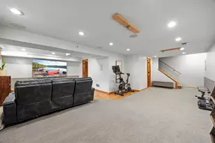 604 Thoreau Dr, Burnsville, MN 55337 - Photo 12