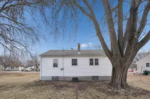 1513 Armstrong Ave N, Glencoe, MN 55336 - Photo 24