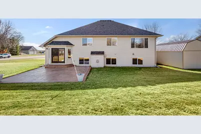 16450 Griffon Lane, Lakeville, MN 55044 - Photo 2