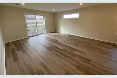 1800 Roberts Drive, Saint Charles, MN 55972 - Photo 12