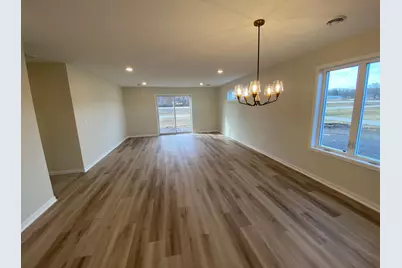 1800 Roberts Drive, Saint Charles, MN 55972 - Photo 6