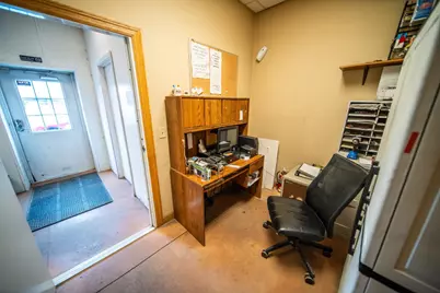 501 11th Street NE, Austin, MN 55912 - Photo 16