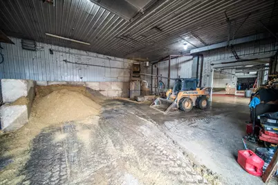 501 11th Street NE, Austin, MN 55912 - Photo 32