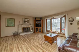 6055 Scenic Rd, Minnetonka, MN 55345 - Photo 4