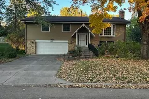 6055 Scenic Rd, Minnetonka, MN 55345 - Photo 1