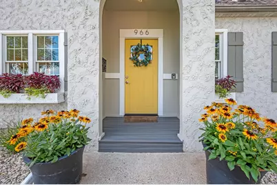 966 Albion Avenue, Fairmont, MN 56031 - Photo 2