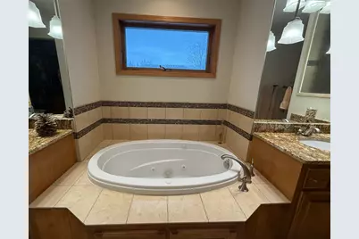340 S Owasso Boulevard W, Roseville, MN 55113 - Photo 38