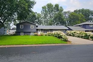 14790 Camero Ln, Rosemount, MN 55068 - Photo 2