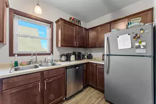 1046 16th Ave SE, Minneapolis, MN 55414 - Photo 4