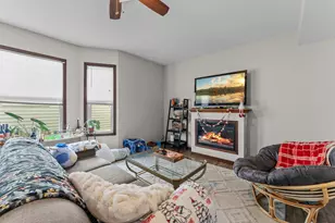 1046 16th Ave SE, Minneapolis, MN 55414 - Photo 8