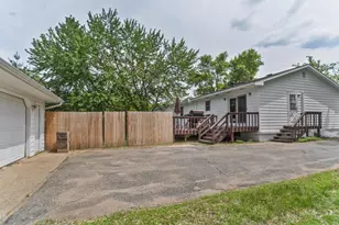 1015 3rd St SE, Bemidji, MN 56601 - Photo 4