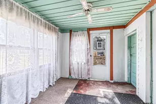 728 2nd St E, Altoona, WI 54720 - Photo 4