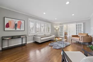 5636 Interlachen Cir, Edina, MN 55436 - Photo 2