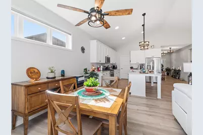 17823 Hamburg Avenue, Lakeville, MN 55044 - Photo 10