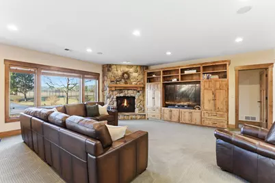 11545 Hillcrest Court N, Saint Paul, MN 55110 - Photo 52